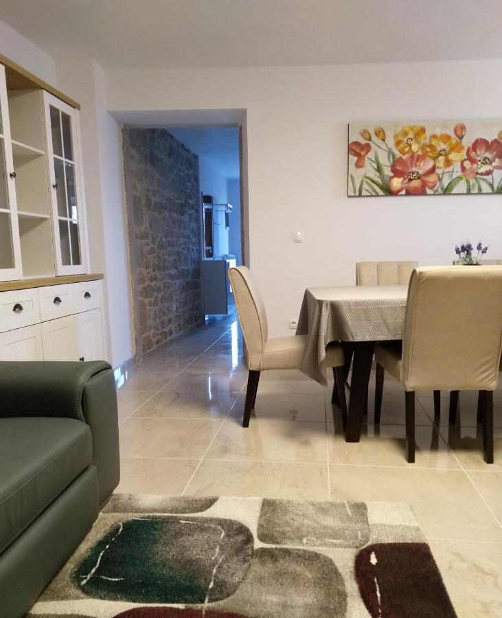 Apartman Catarina Vrsar Exterior photo